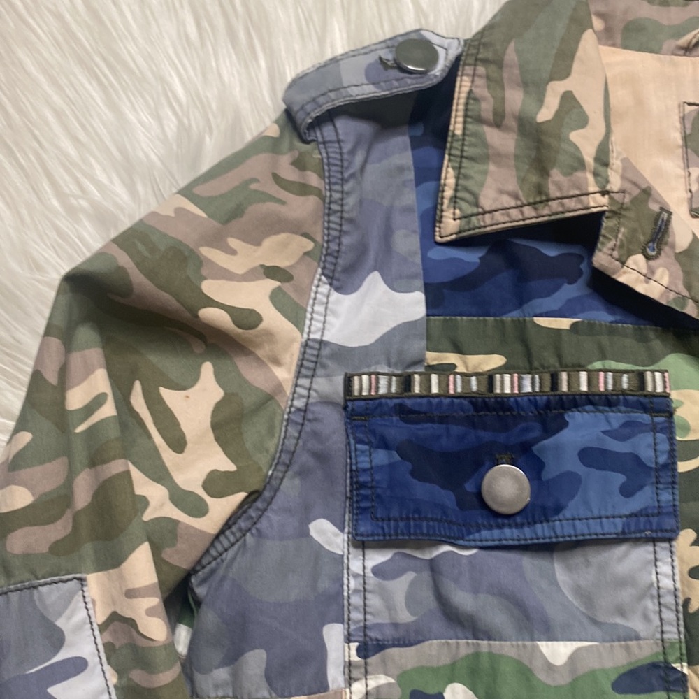 Gap Patchwork Camo Jacket, Size Small - image 6